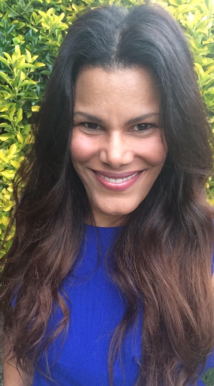 Photo of Julie Veliz